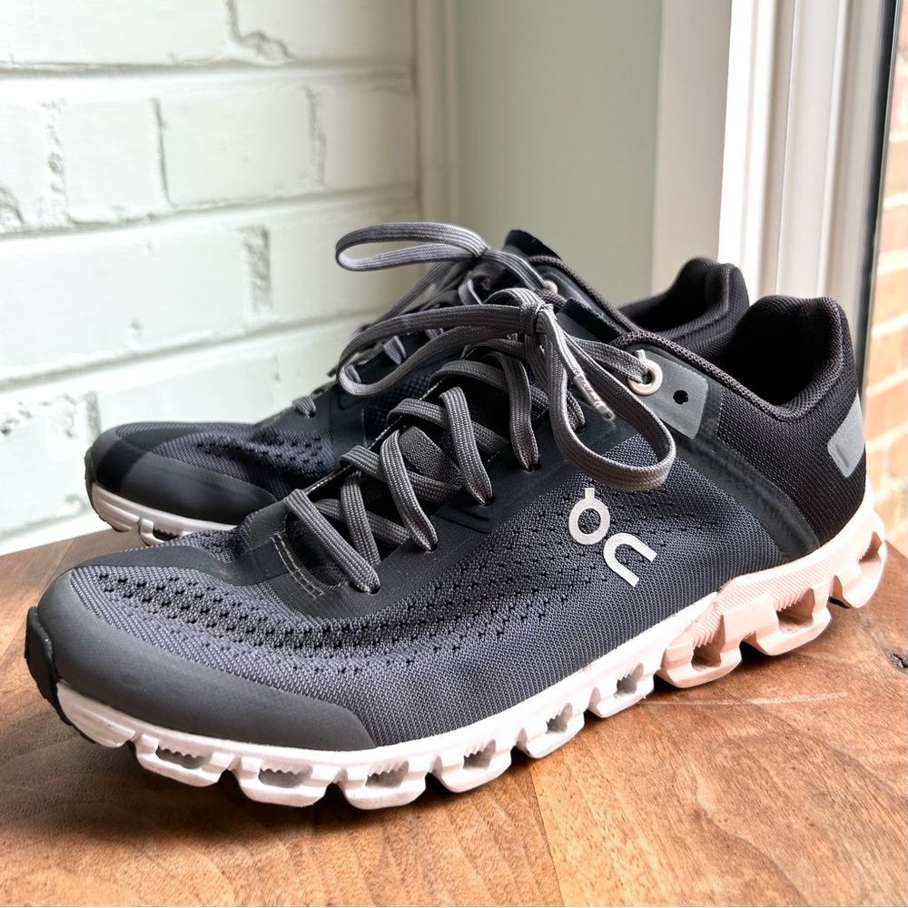 On Women's Cloudflow Running Sneakers Rock Rose 6 Athletic Gym Workout Comfort